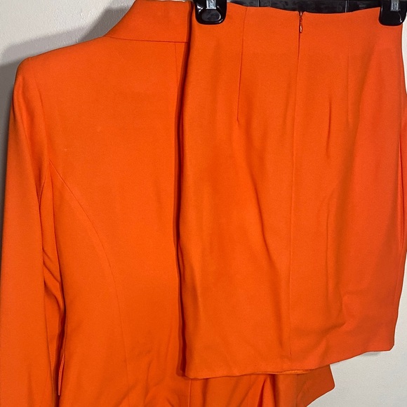 Banana Republic Women's Orange Skirt Set - Picture 4 of 5